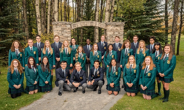 Forever Woods Scholars 2016 2017