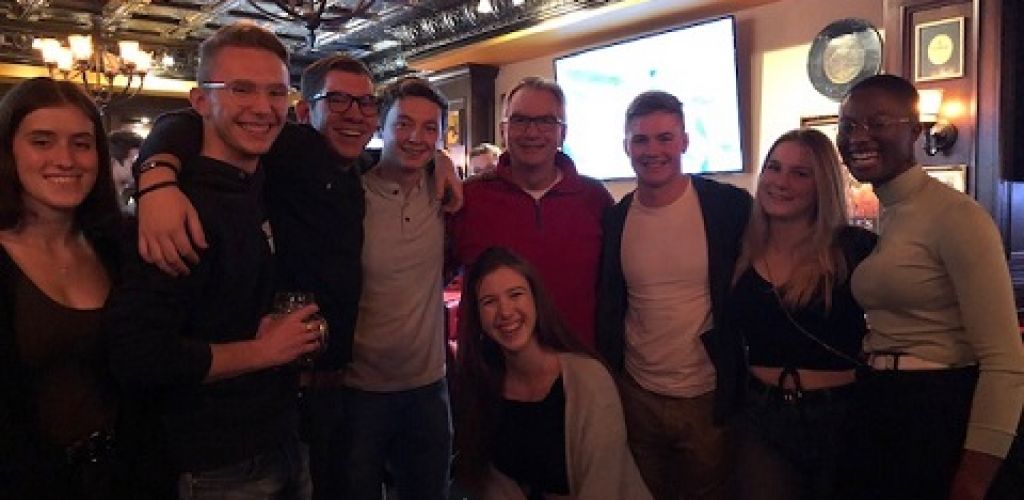 Young Alumni Connect at Annual Pub Night