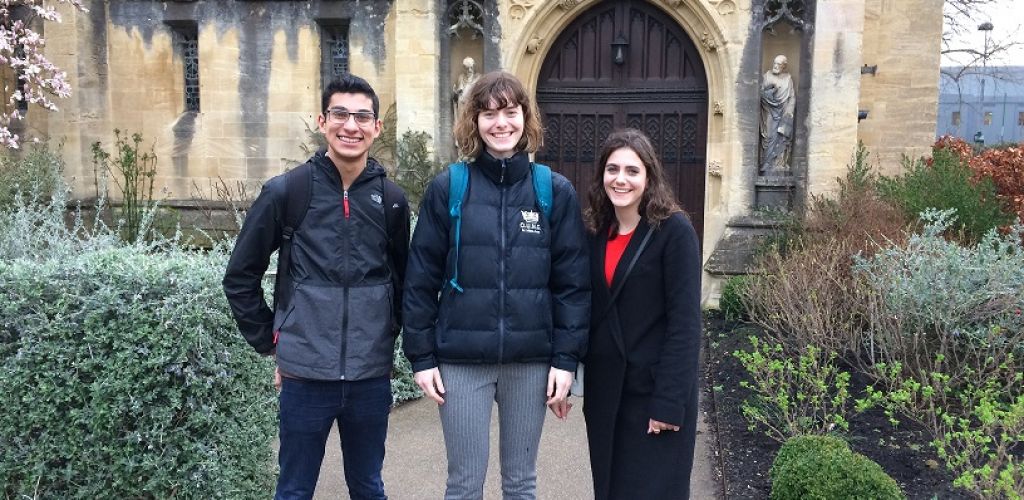 STS competes at the Oxford Union