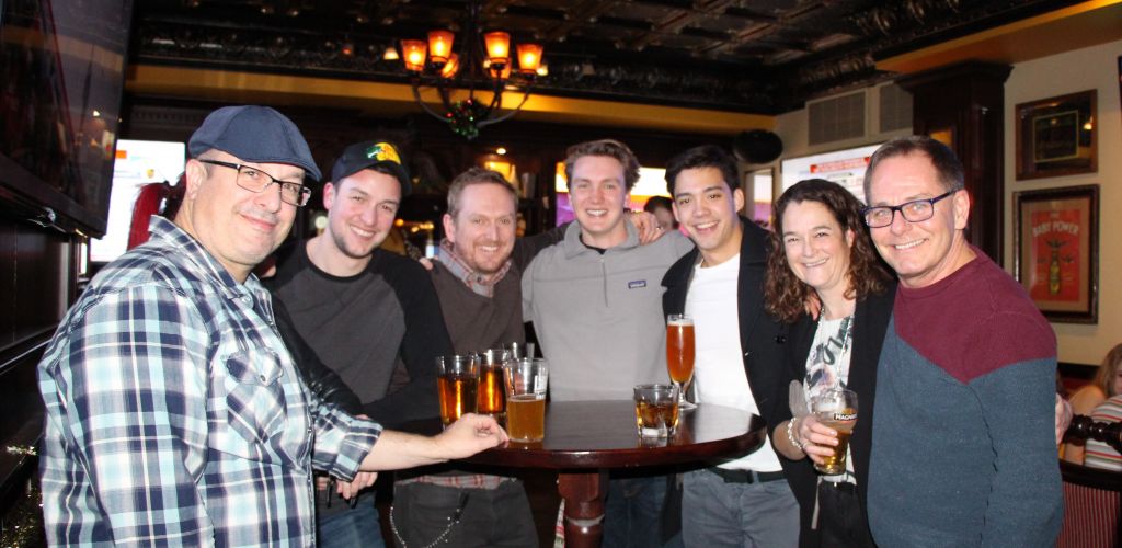 Young Alumni Pub Night