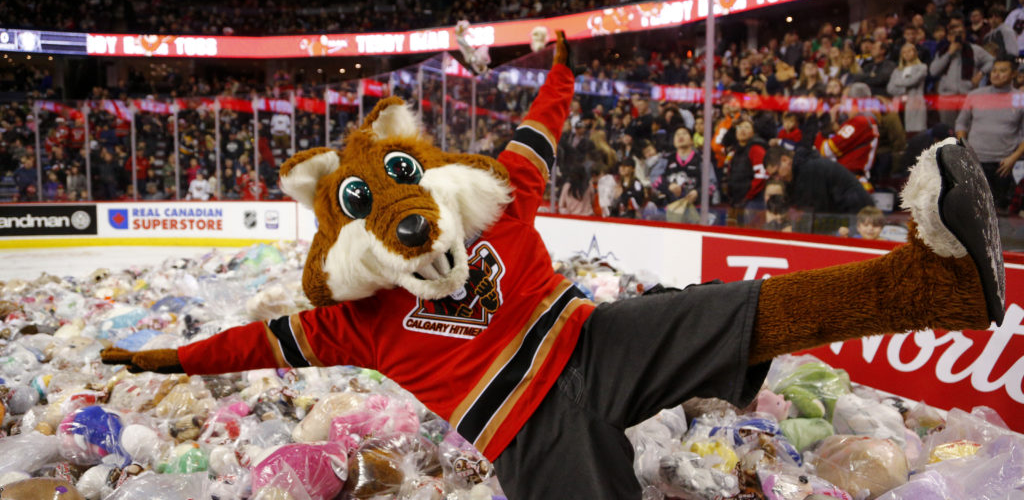 Calgary Hitmen ENMAX Teddy Bear Toss 